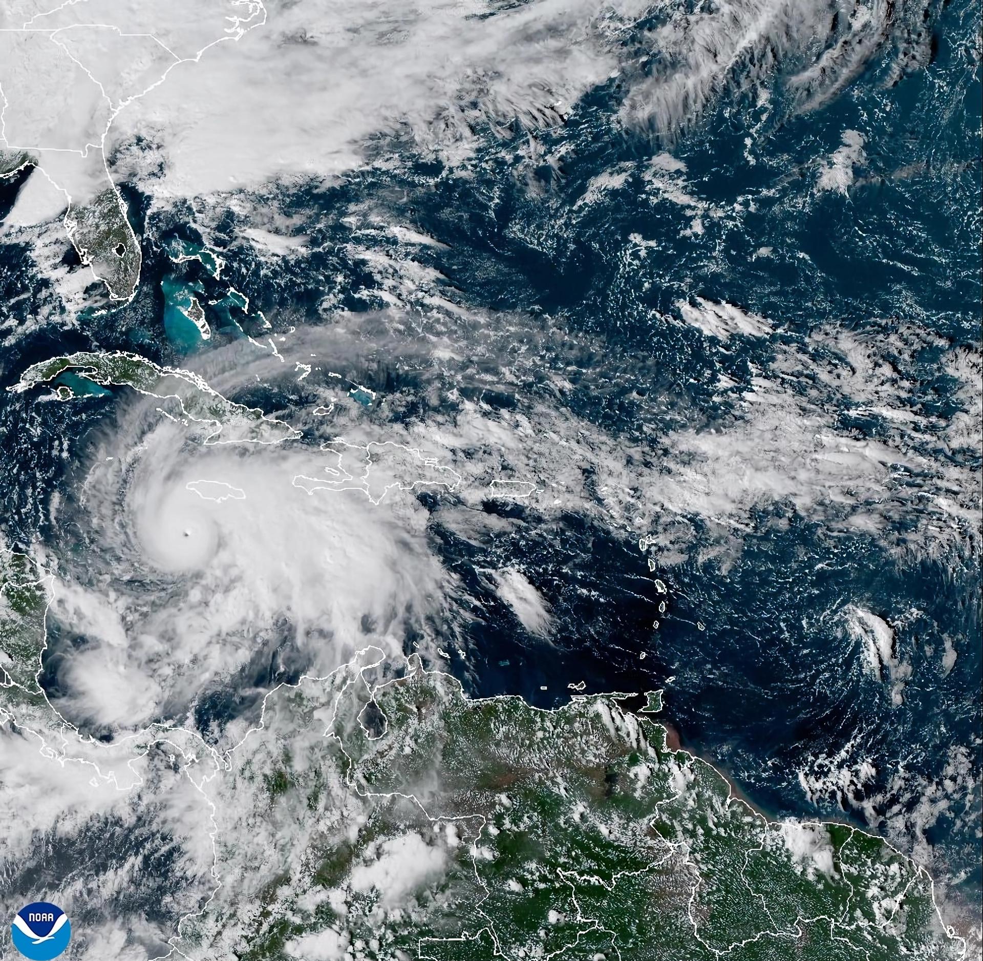 Con huracán y una nueva onda tropical: así será el clima la última semana de octubre