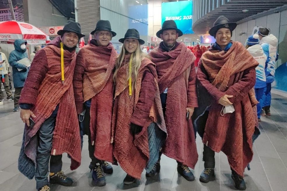 Así desfilo la bandera colombiana en la inauguración de los Juegos Olímpicos.