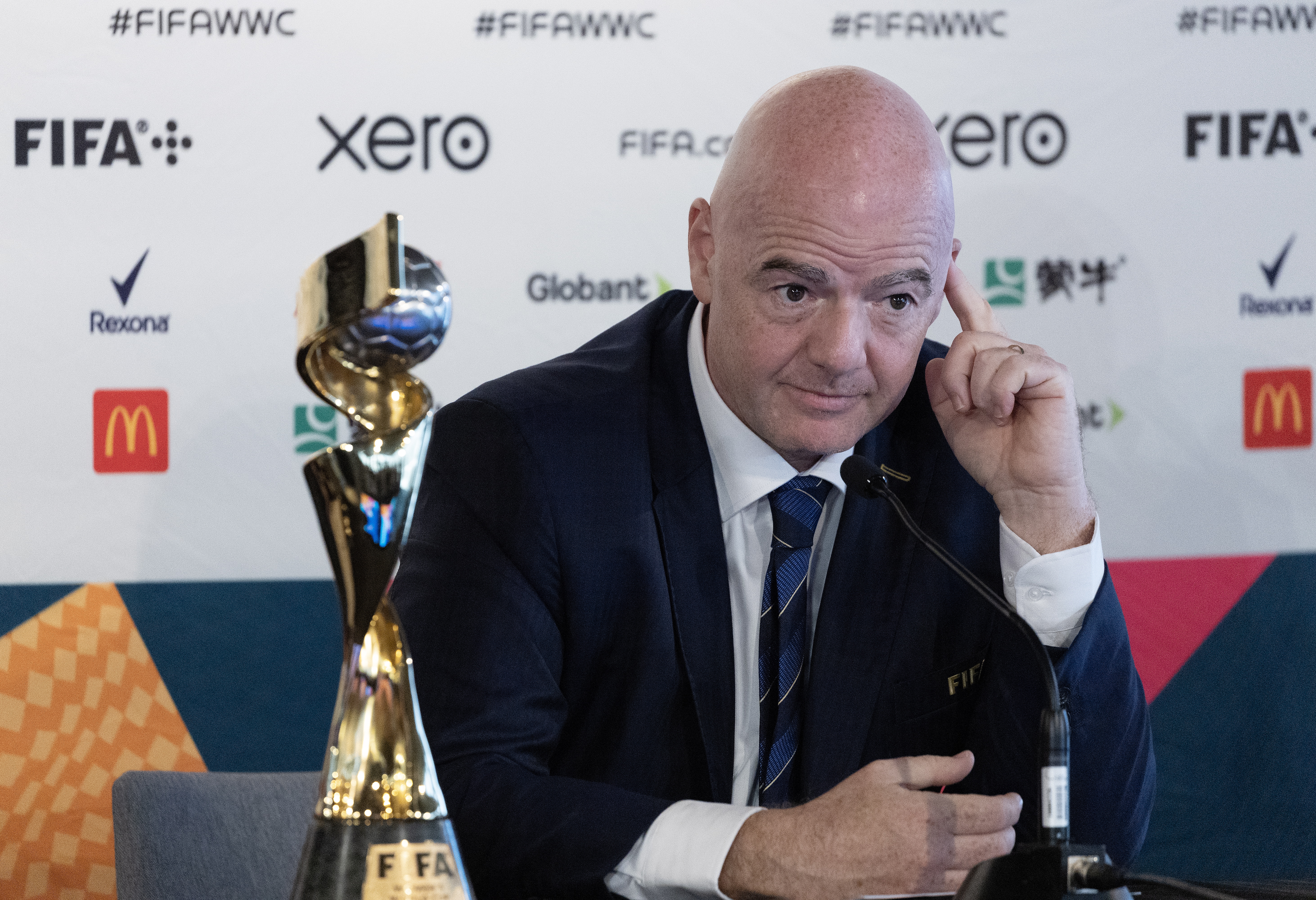 “No debería haber ocurrido nunca”: presidente de la Fifa sobre beso de Rubiales
