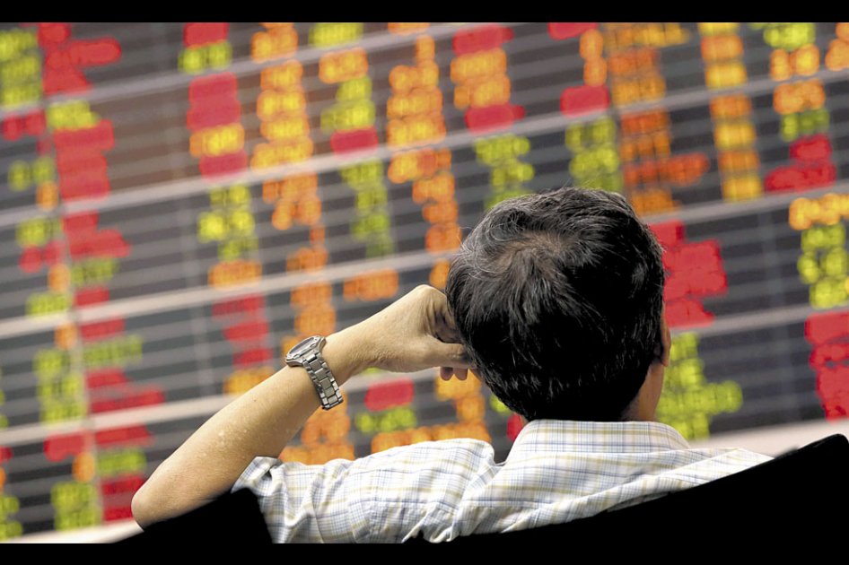  Si Estados Unidos deja de pagar sus deudas, sus bonos perderían valor en el mercado y los bancos asumirían las consecuencias en sus balances.  / EFE