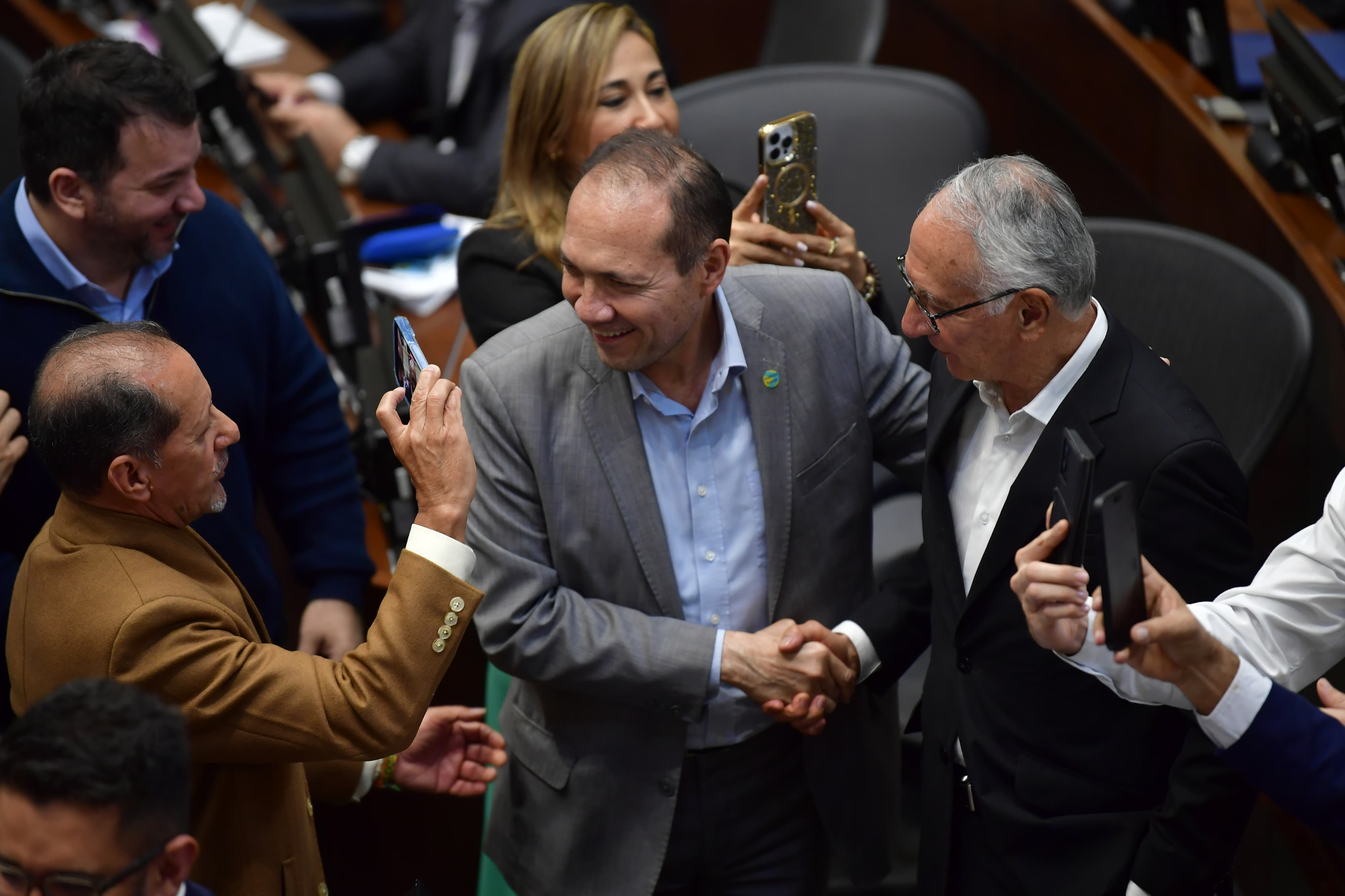 Reforma laboral sale del Senado con cambios clave: esto es lo que sigue