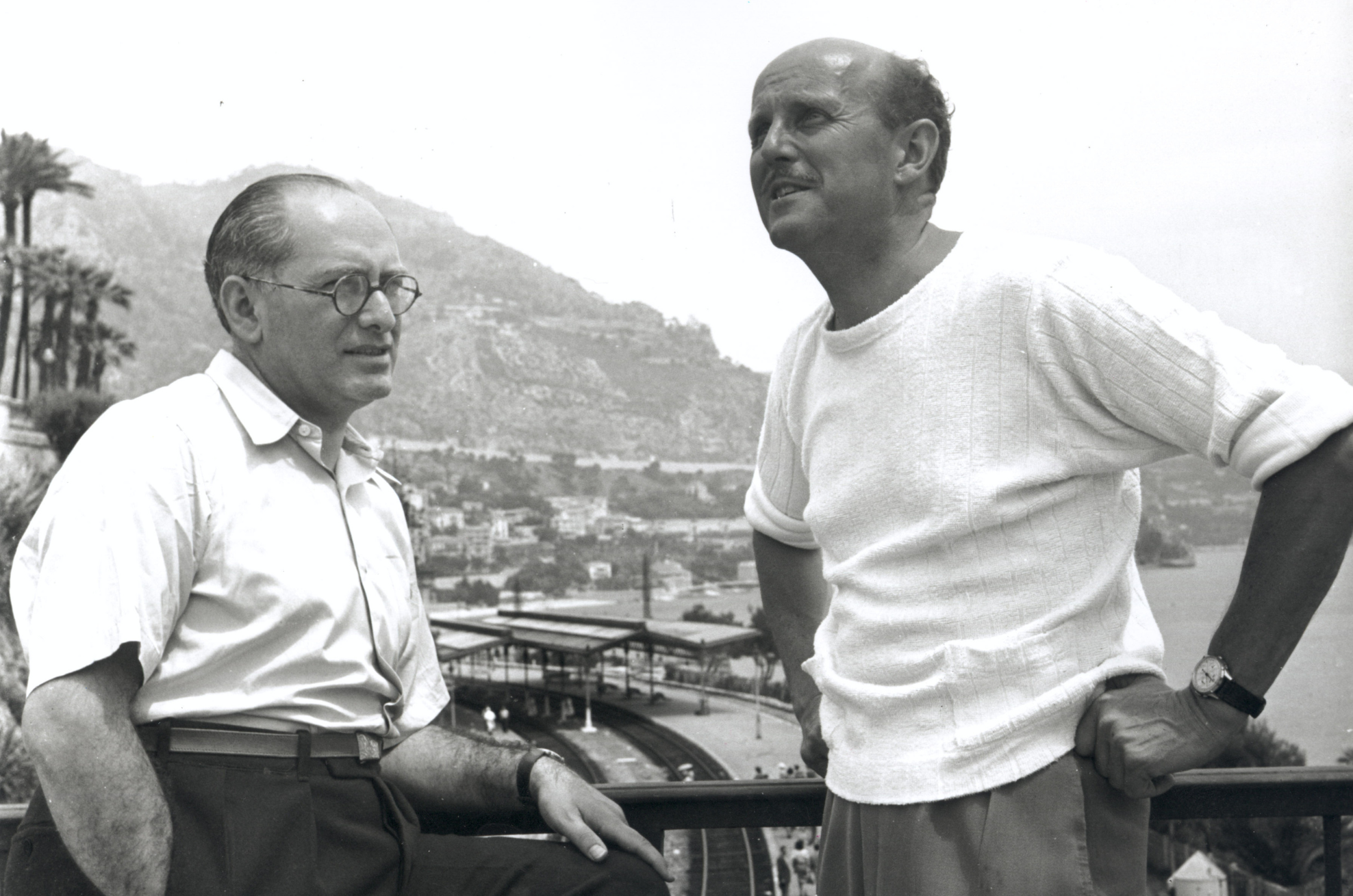 Emeric Pressburger y Michael Powell en el set de "Las zapatillas rojas" (1948).