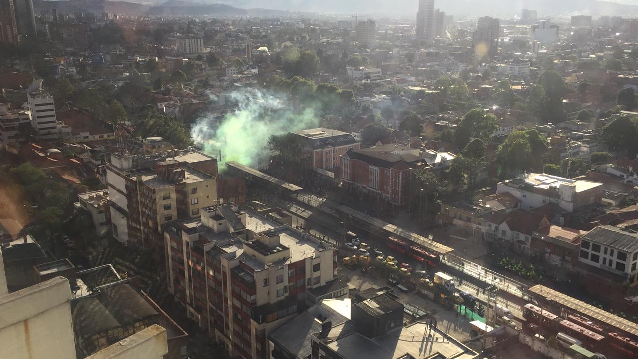 Enfrentamientos durante las marchas provocaron caos en la movilidad
