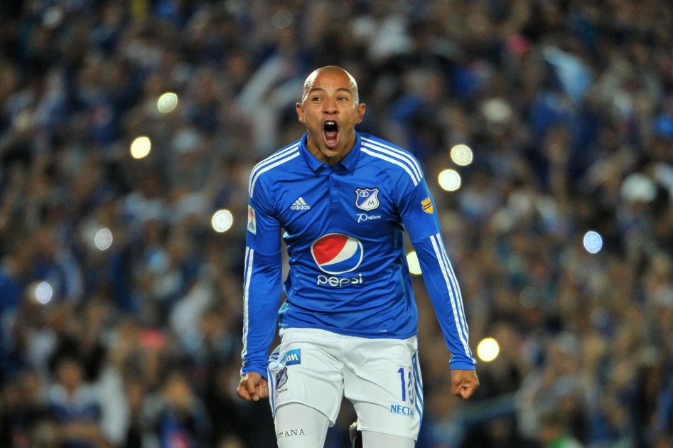 Millonarios aprovechó crisis de Santa Fe y ganó el clásico 2-0