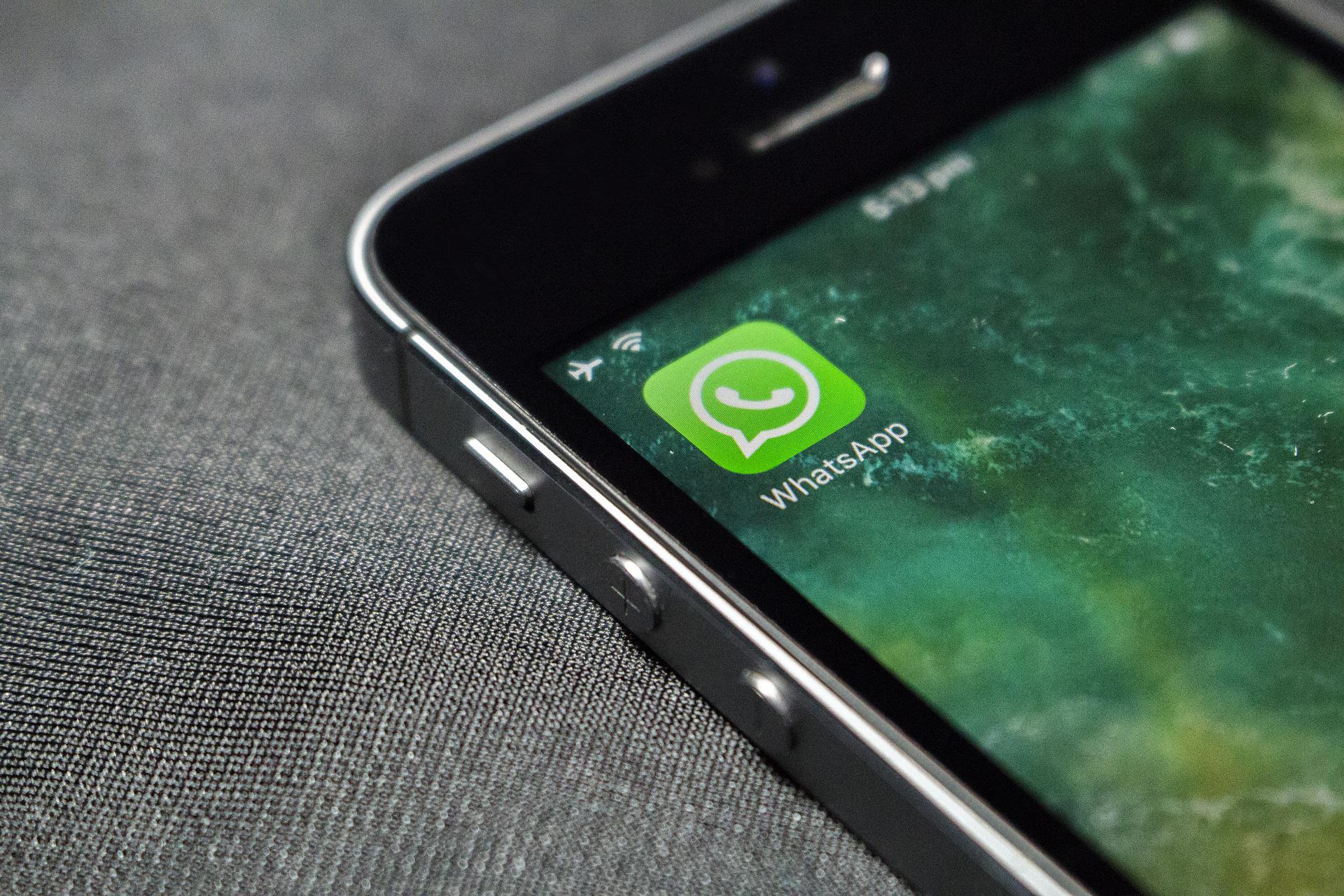 ¿Cómo escribir negrita y cursiva en WhatsApp?