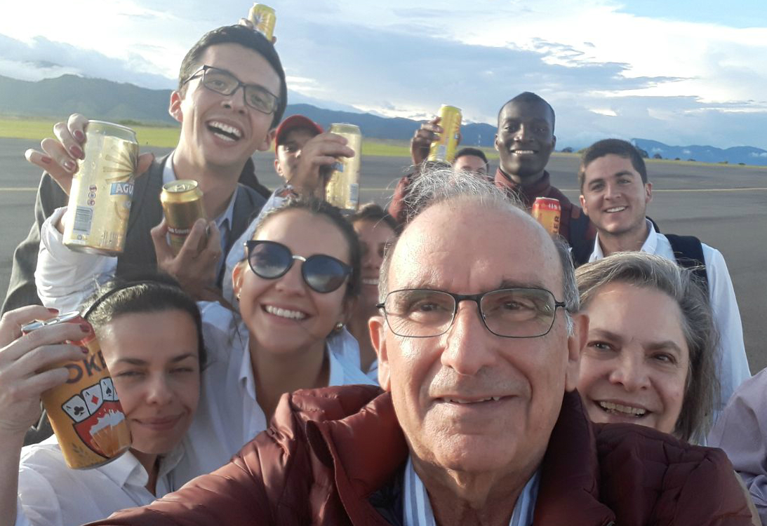 Una “pola” con De la Calle: tendencia en las redes