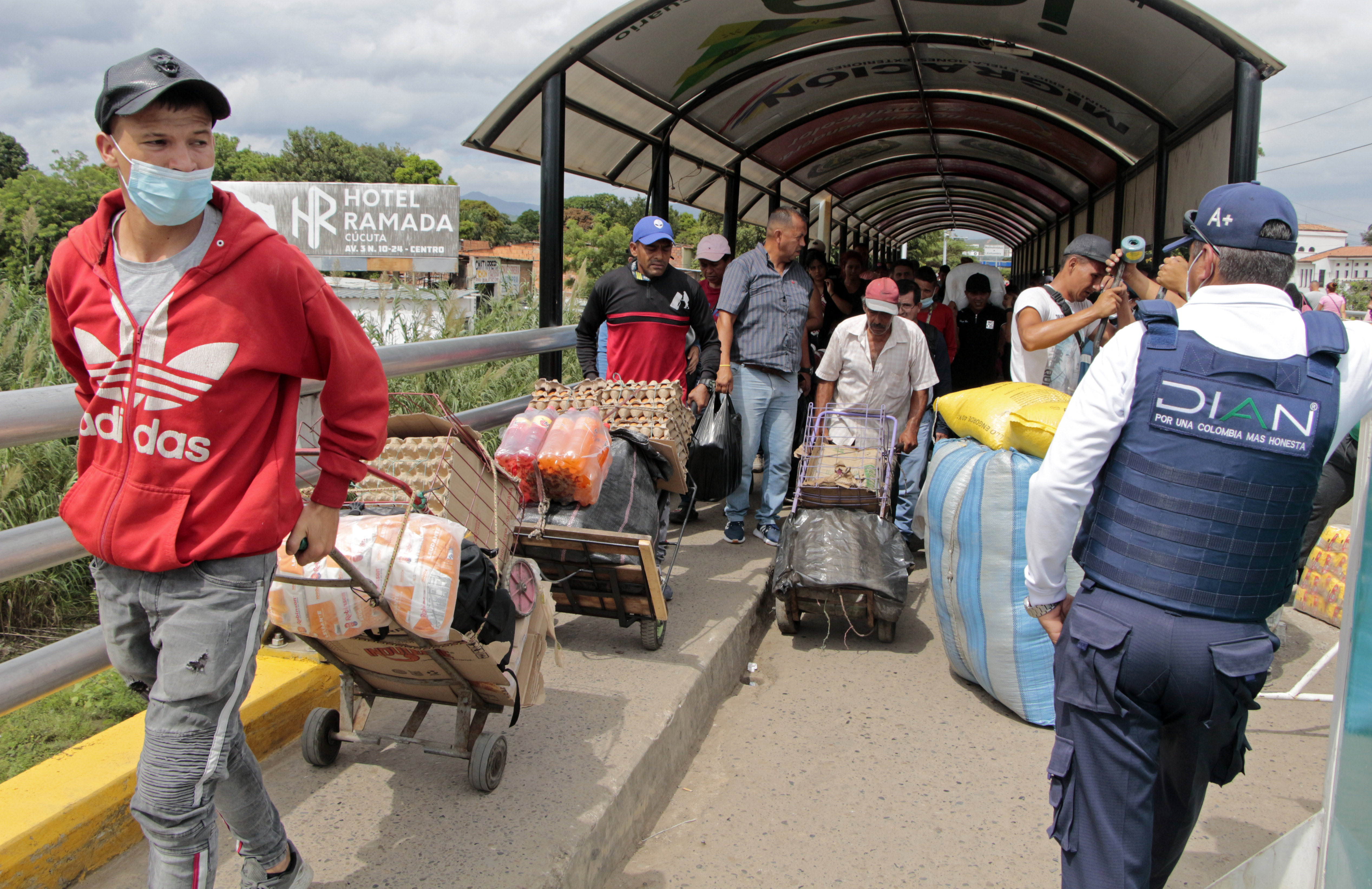Así está el paso fronterizo con Venezuela un mes después