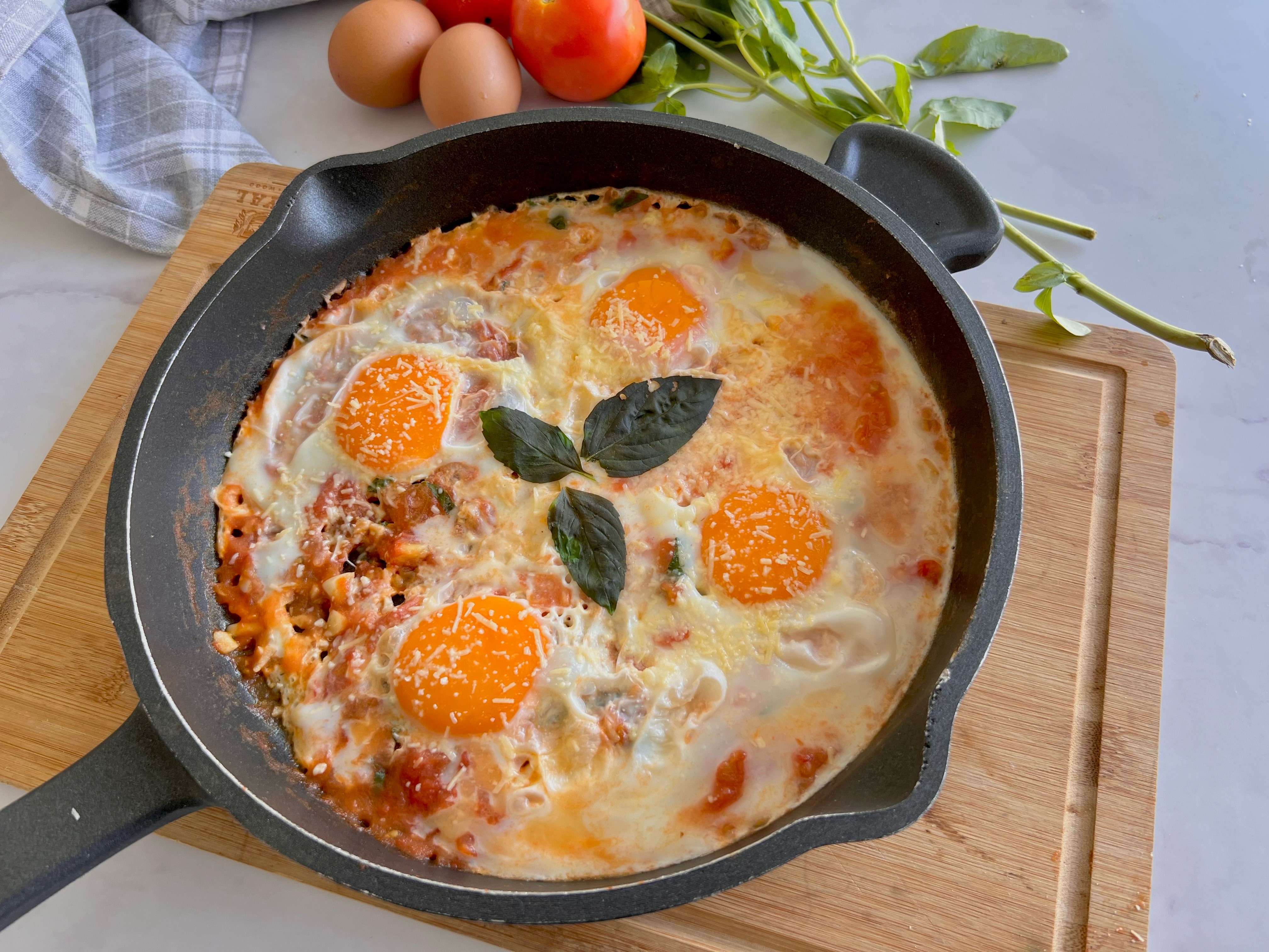 Prepara con seis ingredientes huevos en purgatorio