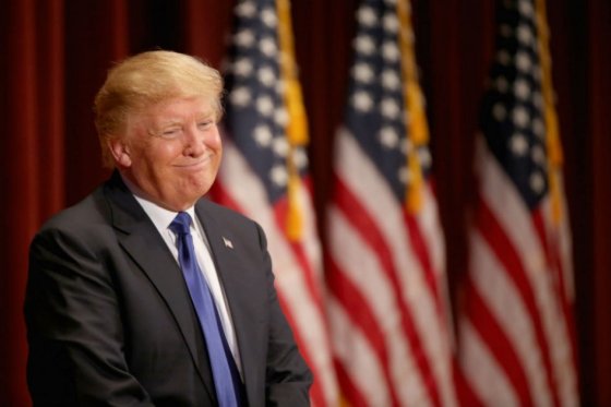 Trump gana caucus republicanos de Hawai, tras triunfos en Michigan y Misisipi