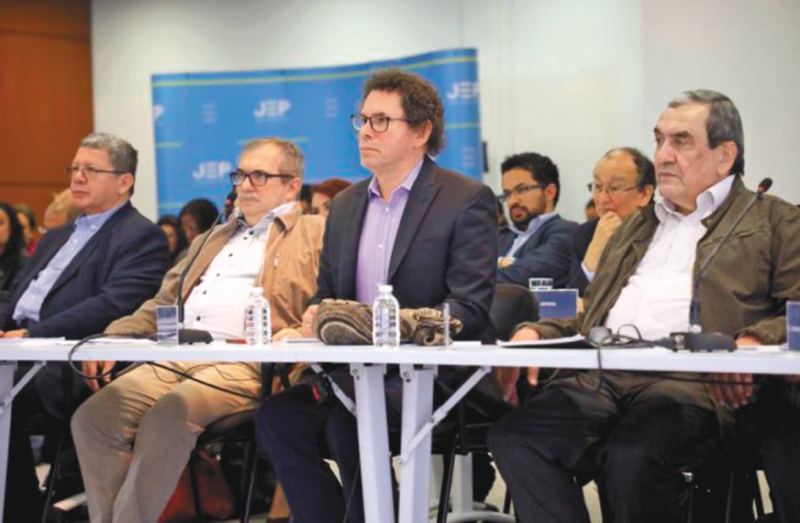 Cinco claves para entender la pelea entre ex-FARC y JEP que preocupa a las víctimas