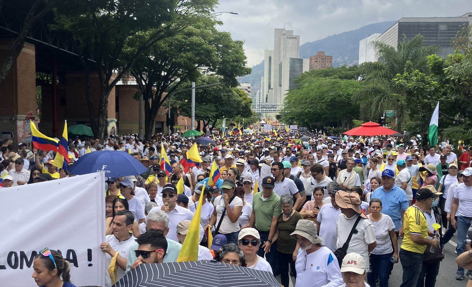 Marchas contra Petro Medellín