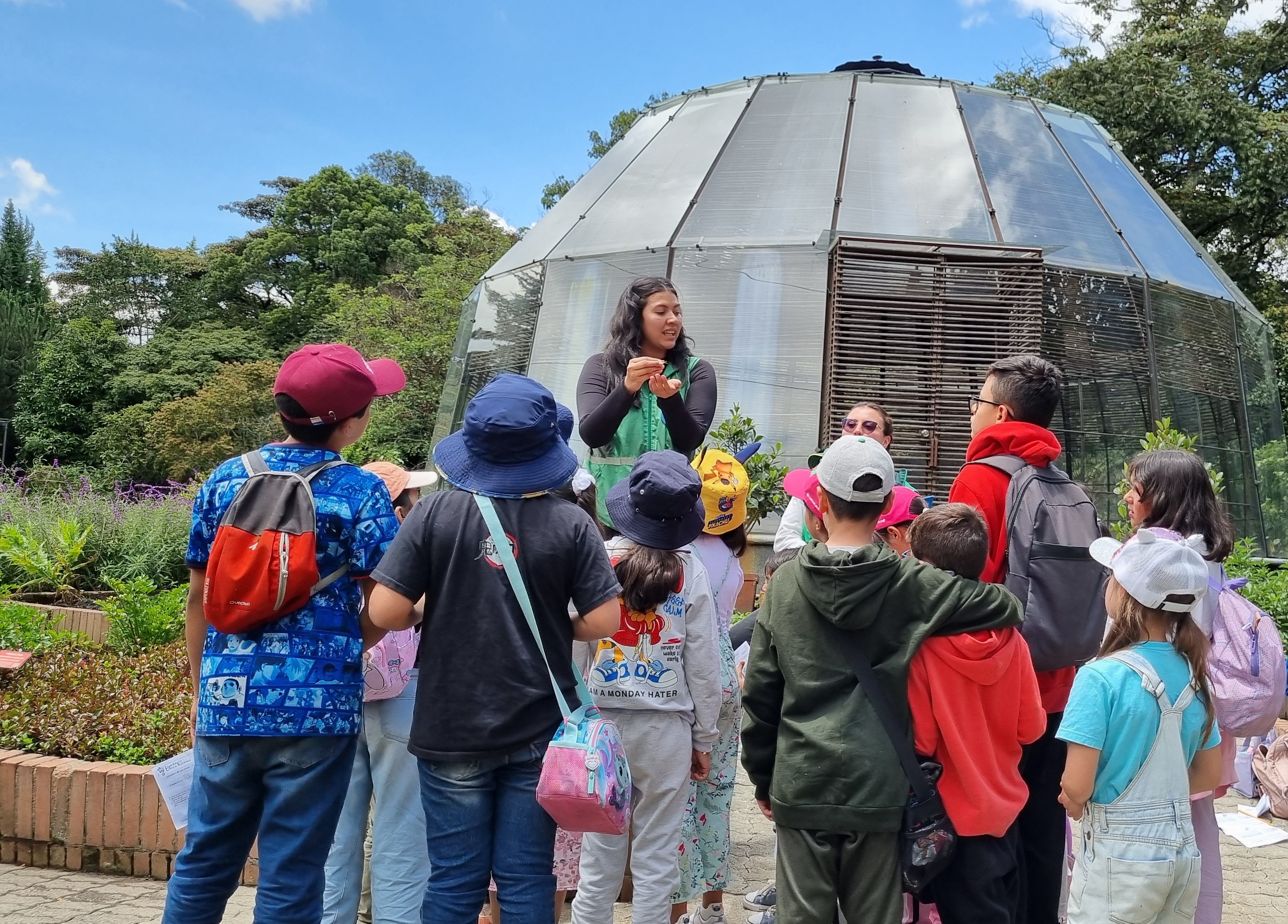 Vacaciones científicas en Bogotá 2026: actividades para niños en el Jardín Botánico