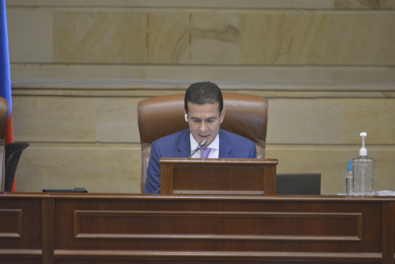 Presidente de la Cámara reitera necesidad de sesionar de manera presencial