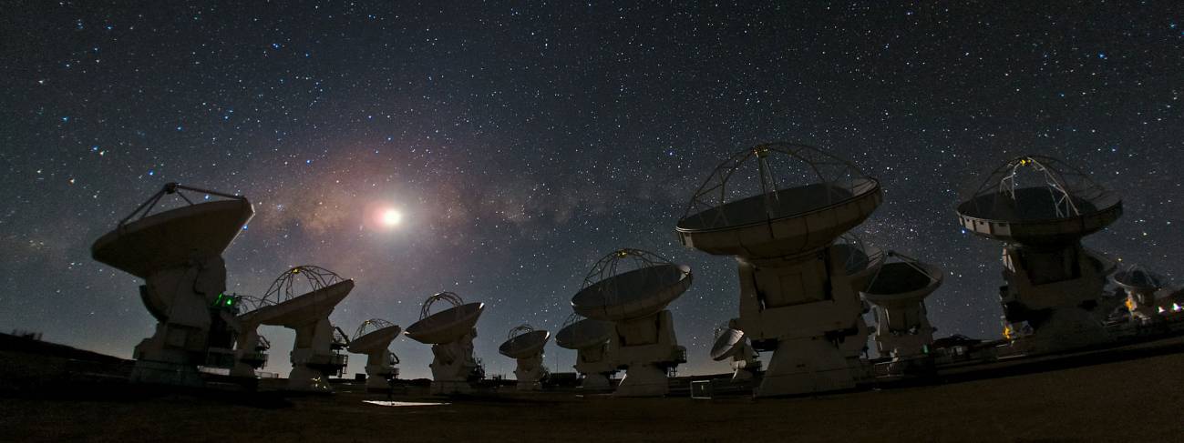 Con una resolución sin precedentes, captan la formación de lunas en un exoplaneta