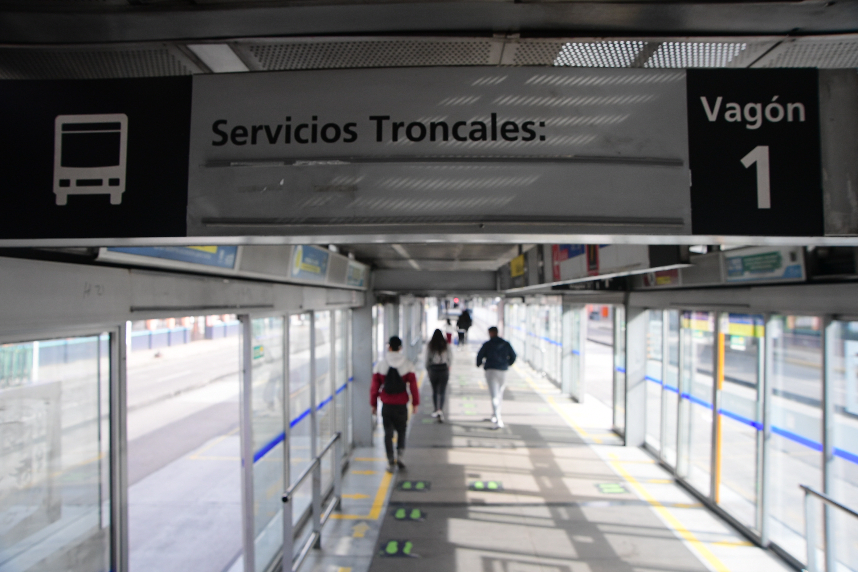 Estación Calle 39 de la troncal caracas de Transmilenio sin señalización en su estación para las rutas que allí hacen su parada