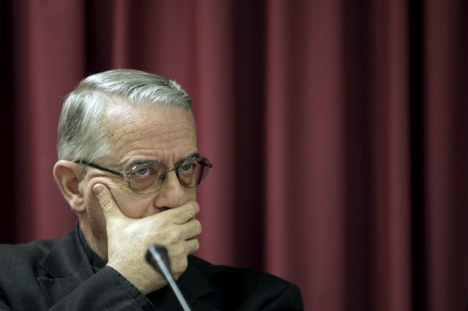 Renuncia del papa tomó por sorpresa al Vaticano: Lombardi