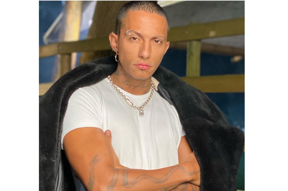 Daiky Gamboa, uno de los mejores amigos de Karol G, hace parte del selecto grupo de los 180 invitados a la boda de Andrea Valdiri.