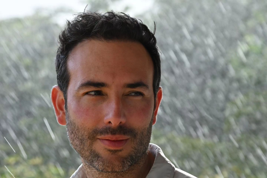Sebastián Martínez sacó los pasos prohibidos con hija de famosa actriz: “Me muero”