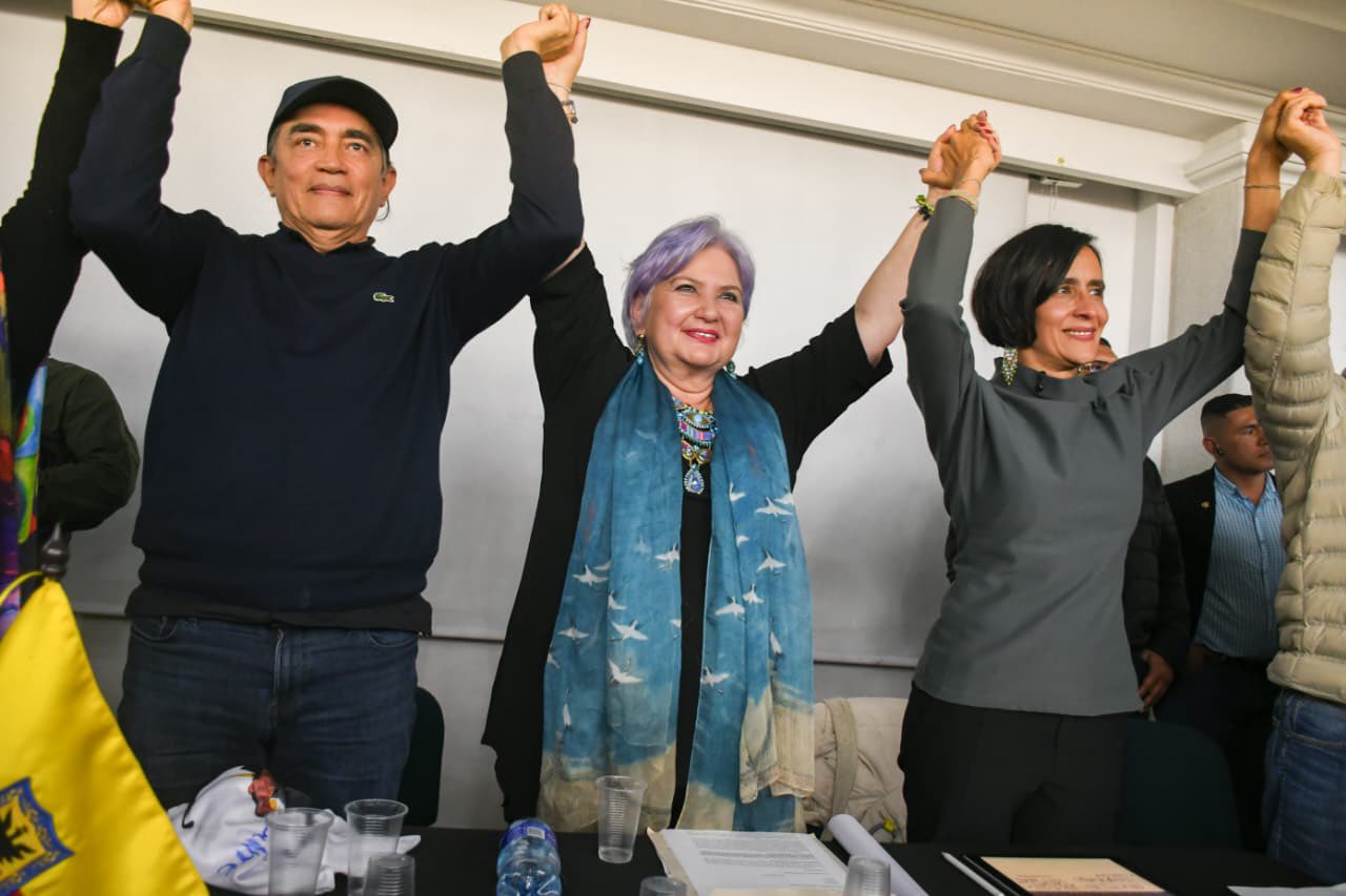 “Se convirtió en un partido con prácticas de la vieja política”: crecen peleas en Colombia Humana