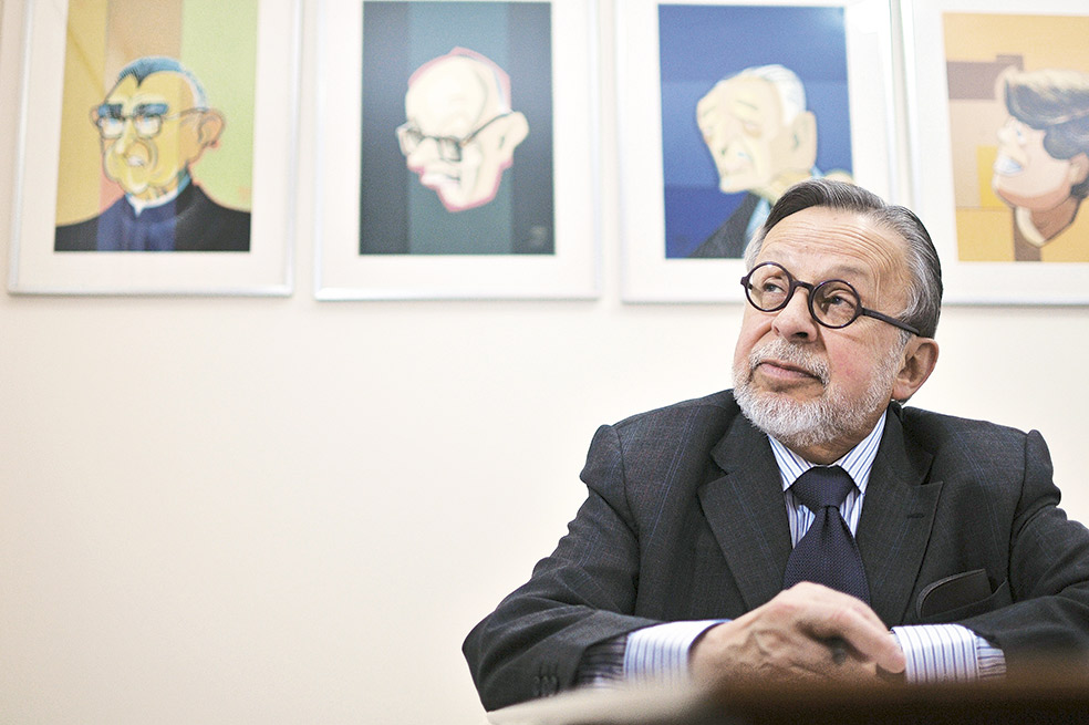 Héctor Osuna: el caricaturista que actualiza cada semana la historia de Colombia