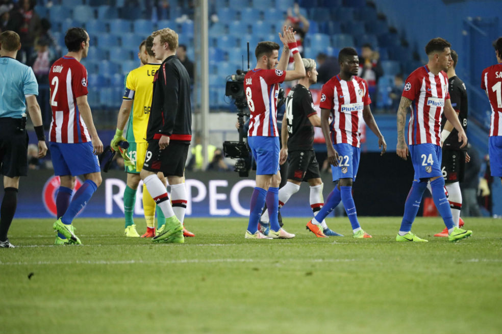 Atlético de Madrid empató y avanzó a cuartos en la Champions