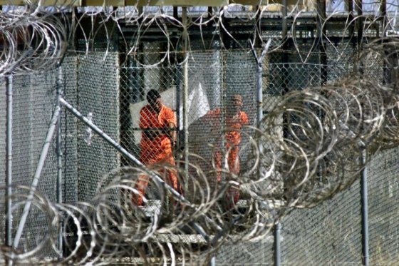 EE.UU. tiene ya menos de 100 presos en Guantánamo y prepara su cierre