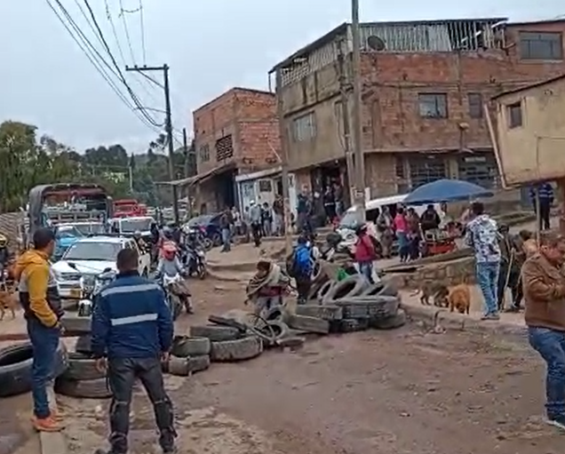 Comunidad de Ciudad Bolívar vuelve a manifestarse por la vía San Joaquín-Mochuelo