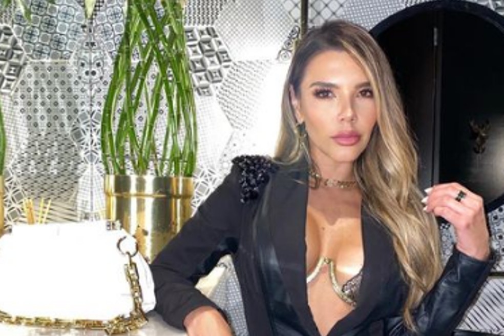 Por ahora, ni la modelo, ni el ex de Carmen Villalobos, se han referido a los rumores del supuesto romance. Lo cierto es que, los dos actores se encuentran disfrutando de su soltería.