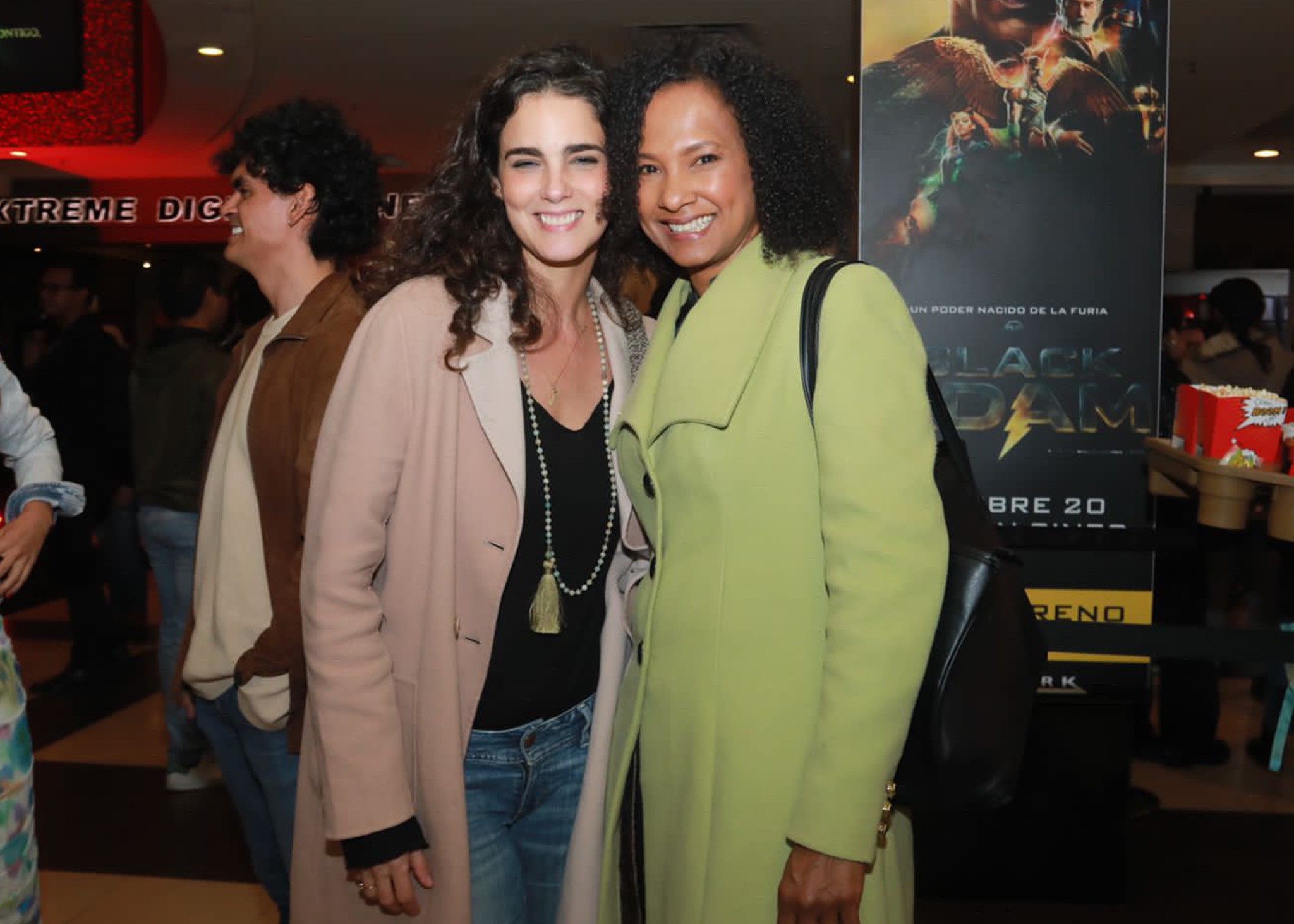 María Luisa Flores e Indhira Serrano