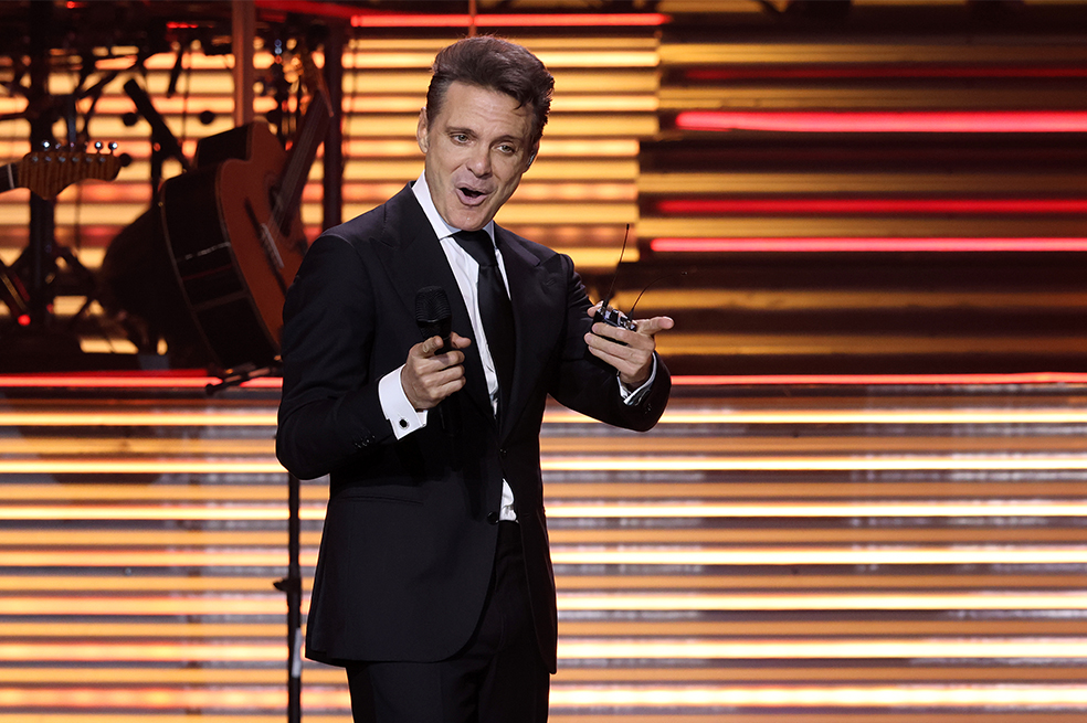 Luis Miguel “está muy enfermo”, enfrentaría una neumonía. Pospuso cinco conciertos