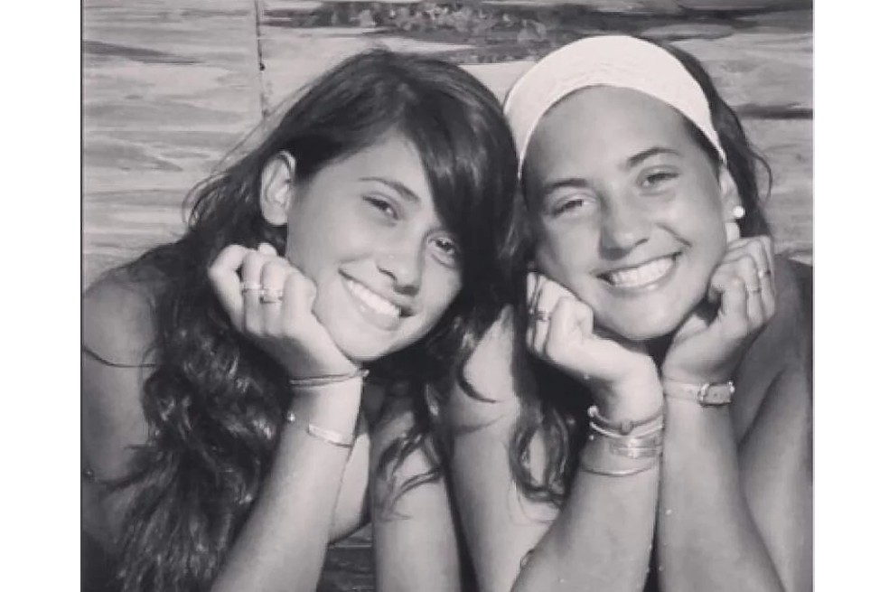 A la esposa del astro del fútbol le gusta cuidar su figura y es famosa por sus rutinas de ejercicio. La madre de tres niños, Mateo, Thiago y Messi, se lleva todos los elogios de los internautas.