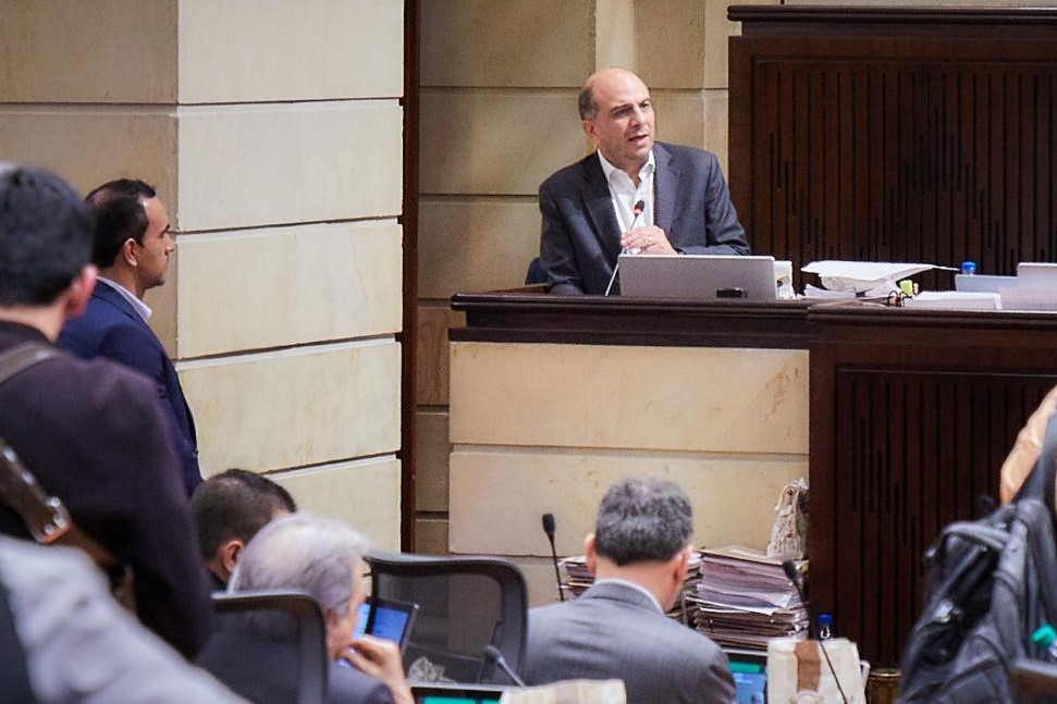 El defensor del pueblo, Carlos Camargo, durante la jornada de debate en el Congreso.
