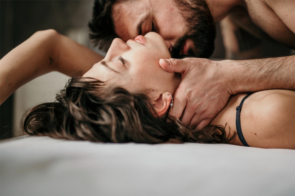 Los científicos desmienten varios mitos que hay sobre el acto sexual.