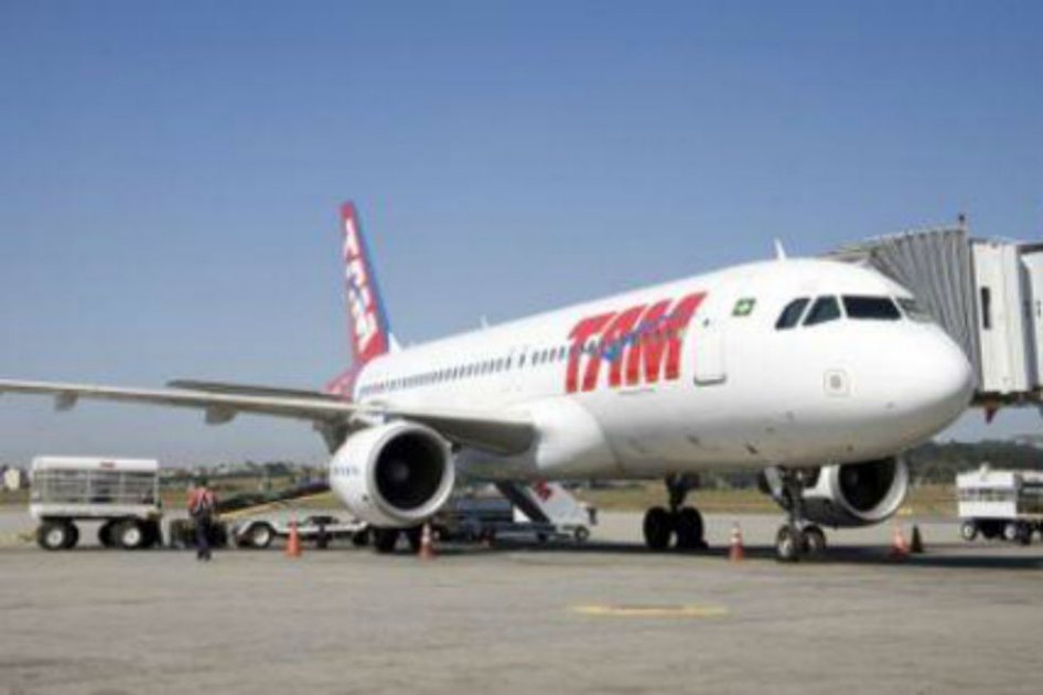 Avión aterriza de emergencia por una falsa amenaza de bomba