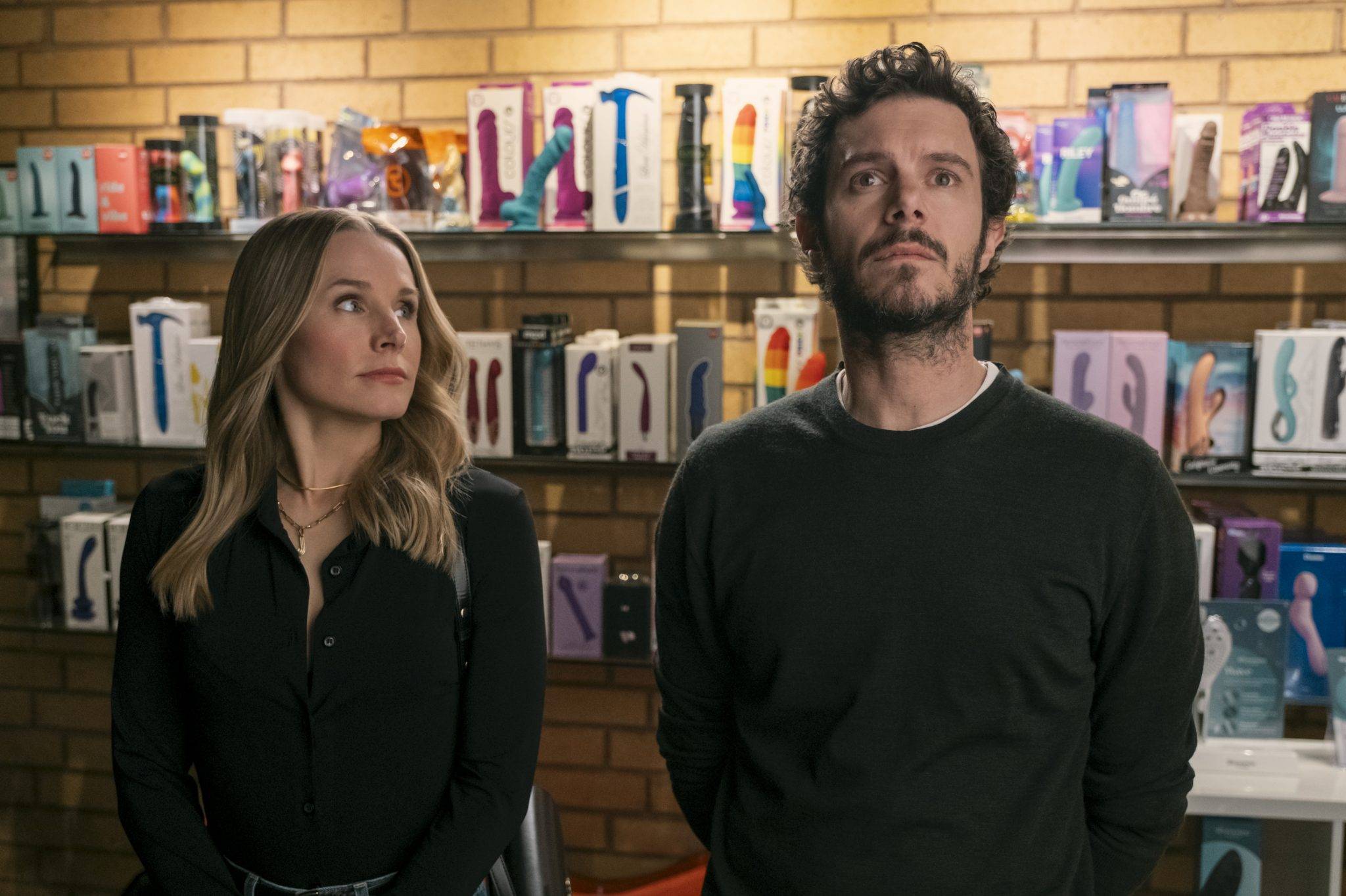 La serie narra la historia de Joanne (Kristen Bell) y Noah (Adam Brody).