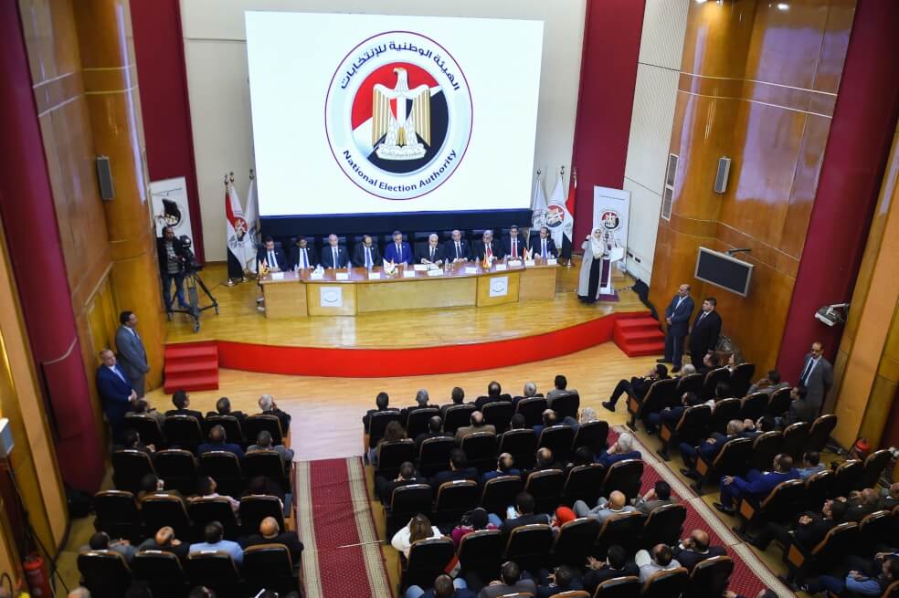 Egipto aprueba reforma para que Al sisi sea presidente del país hasta 2030