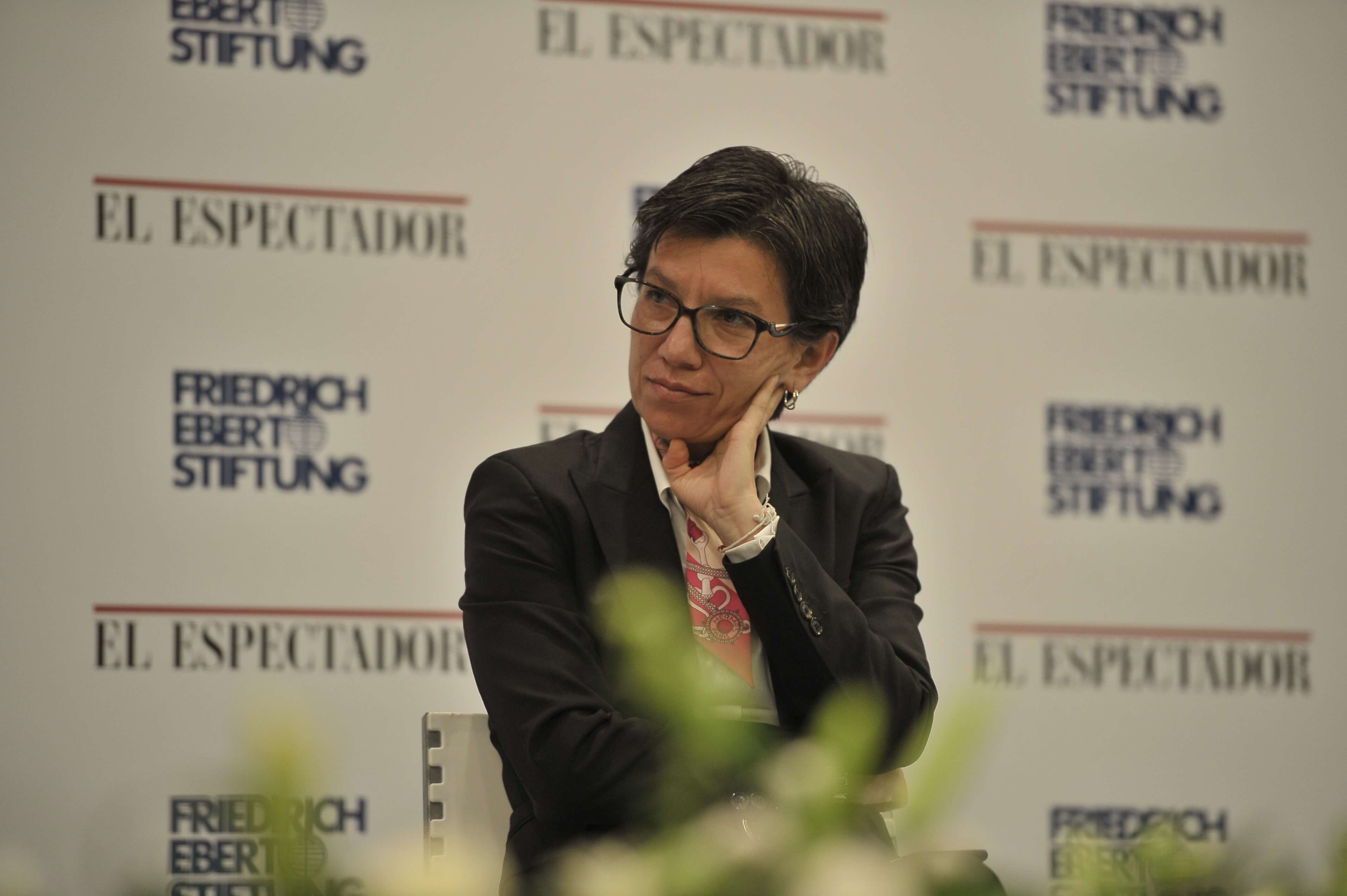 “El impacto de la emergencia por el COVID-19 en Bogotá”: entrevista con Claudia López