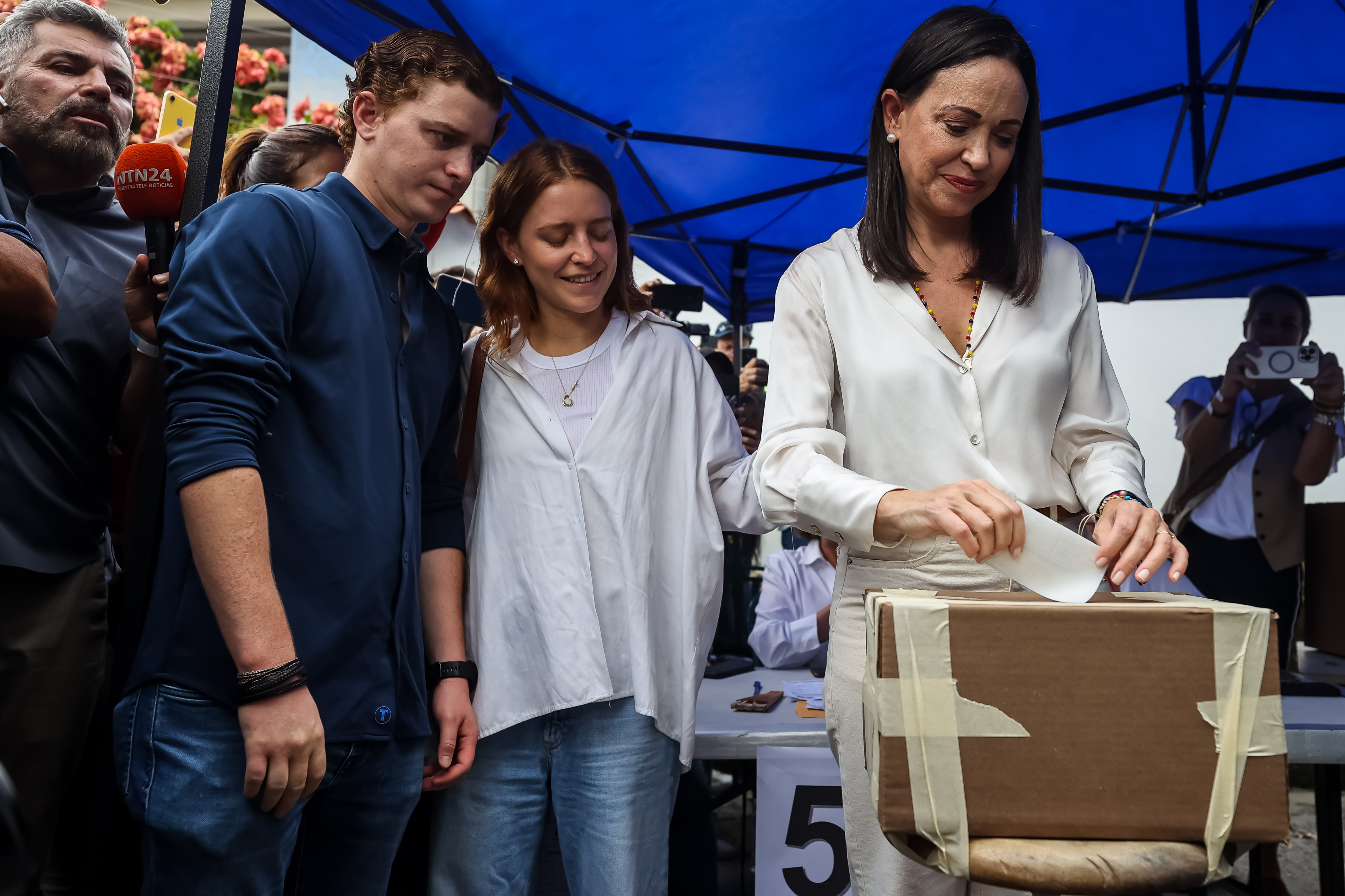 ¿Cómo van las primarias en Venezuela? María Corina arrasa en votos en el exterior