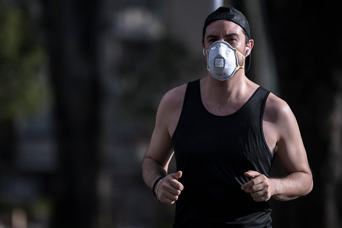 Senadores piden incluir tapabocas y otros implementos de bioseguridad en la canasta familiar