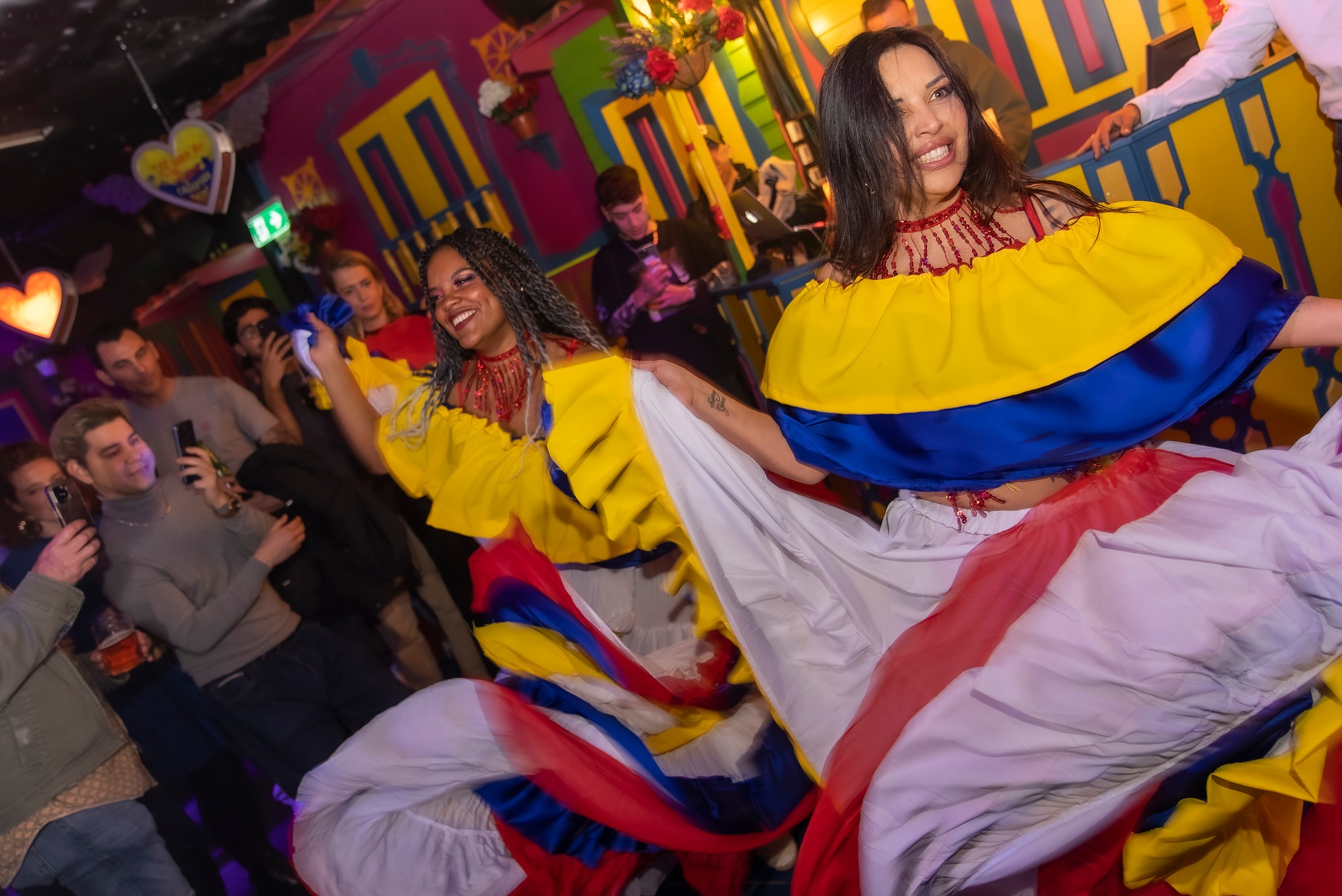 Asobares y su propuesta turística para resaltar la vida nocturna en Colombia