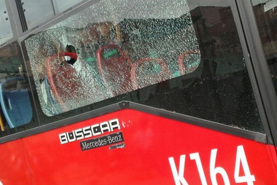 Destrozos en Patio Bonito tras protestas por restricción a venta de licor durante tres meses