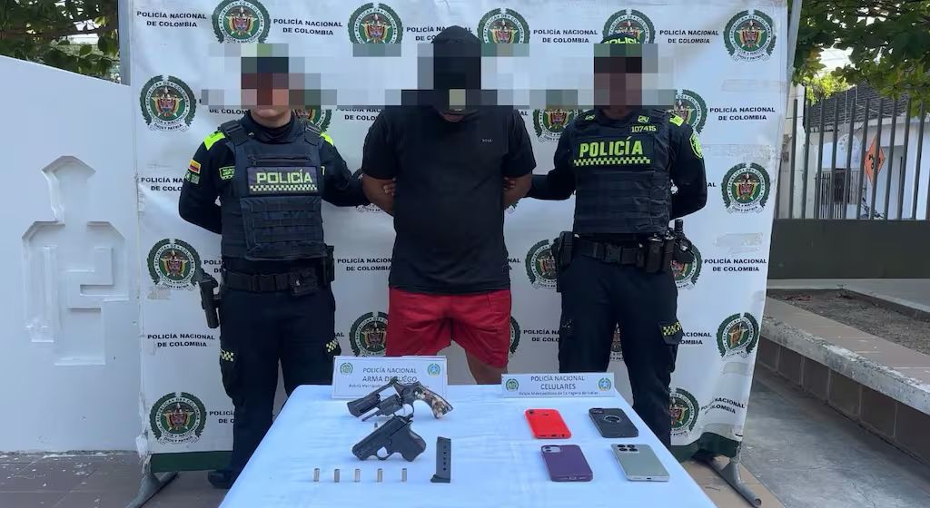 Capturaron a alias “El Polo” con 70 kilos de marihuana y dos armas de fuego en Cartagena