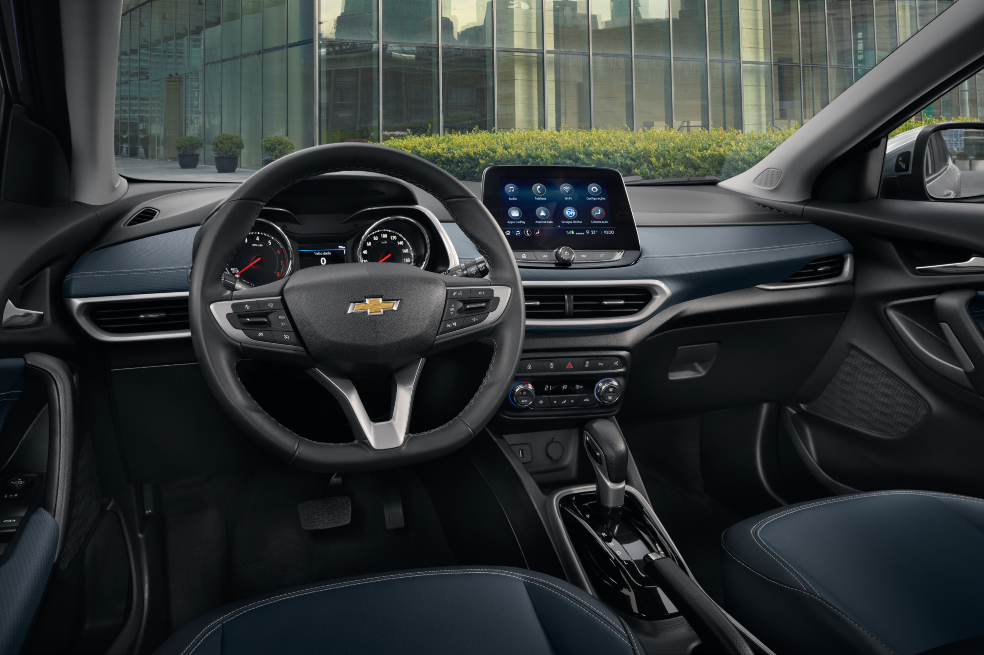 Interior de Chevrolet Tracker Turbo.