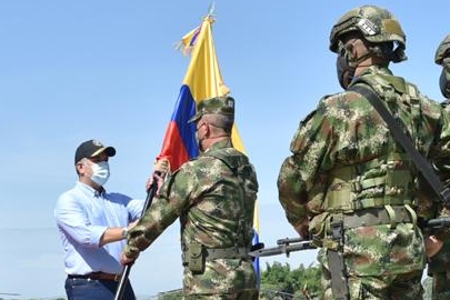 [Video] “Ajúa”: al son militar, Duque animó nuevo comando antinarcos