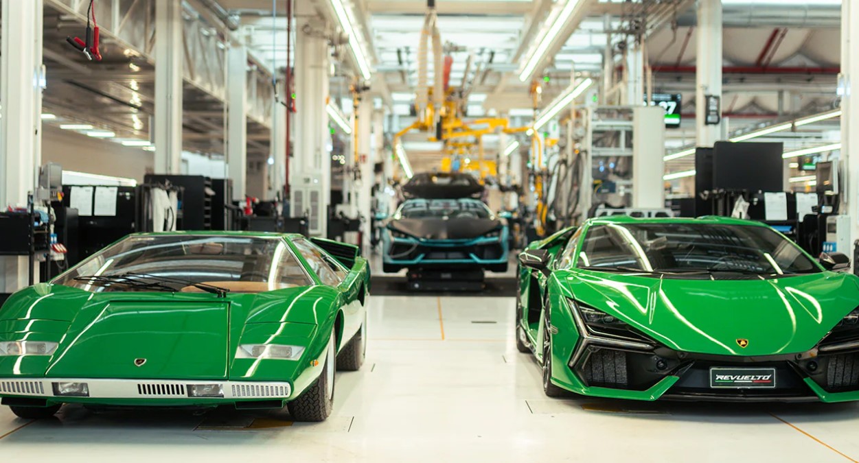 Lamborghini Countach: la marca italiana celebra 50 años de su emblemático modelo