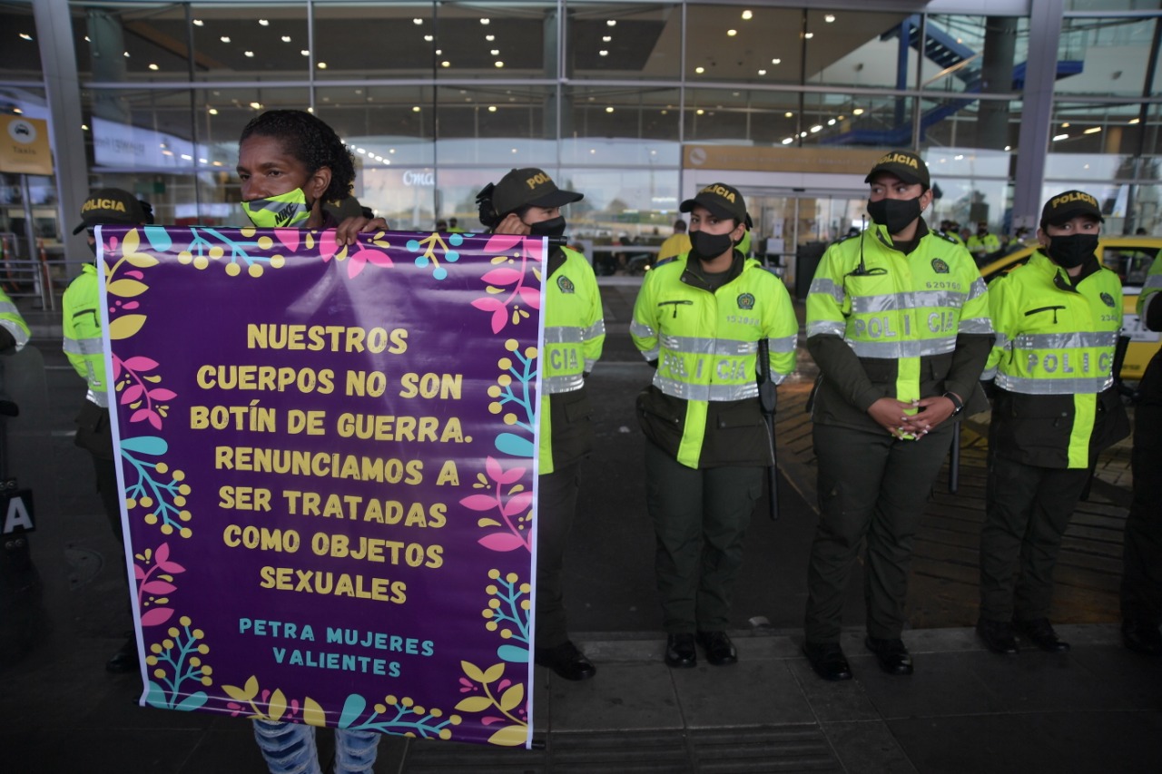 Los reclamos de las mujeres víctimas del conflicto y explotación sexual en Bogotá