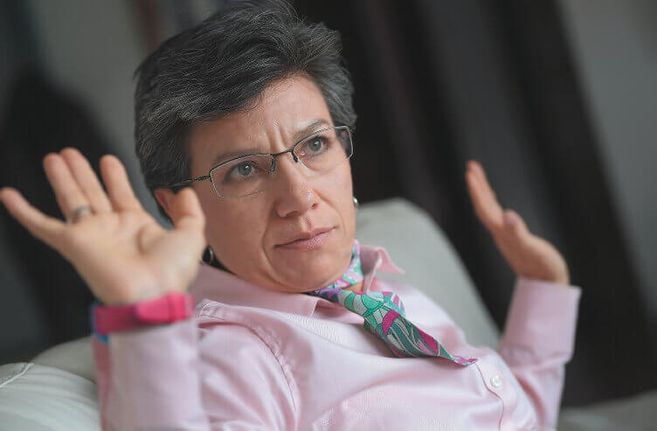 “Corabastos debe seguir funcionando, pero de manera responsable”: Claudia López
