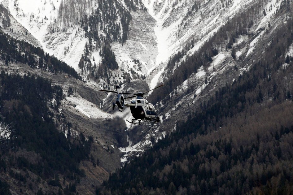 Aerolínea Germanwings canceló vuelo hacia Barcelona tras tragedia aérea en Francia