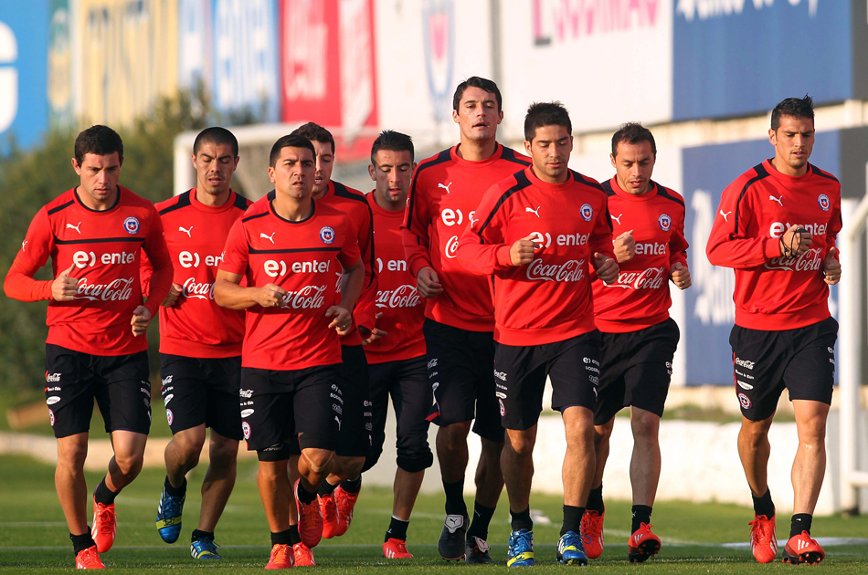 Chile quiere ratificar el cuarto puesto en la Eliminatoria contra Bolivia