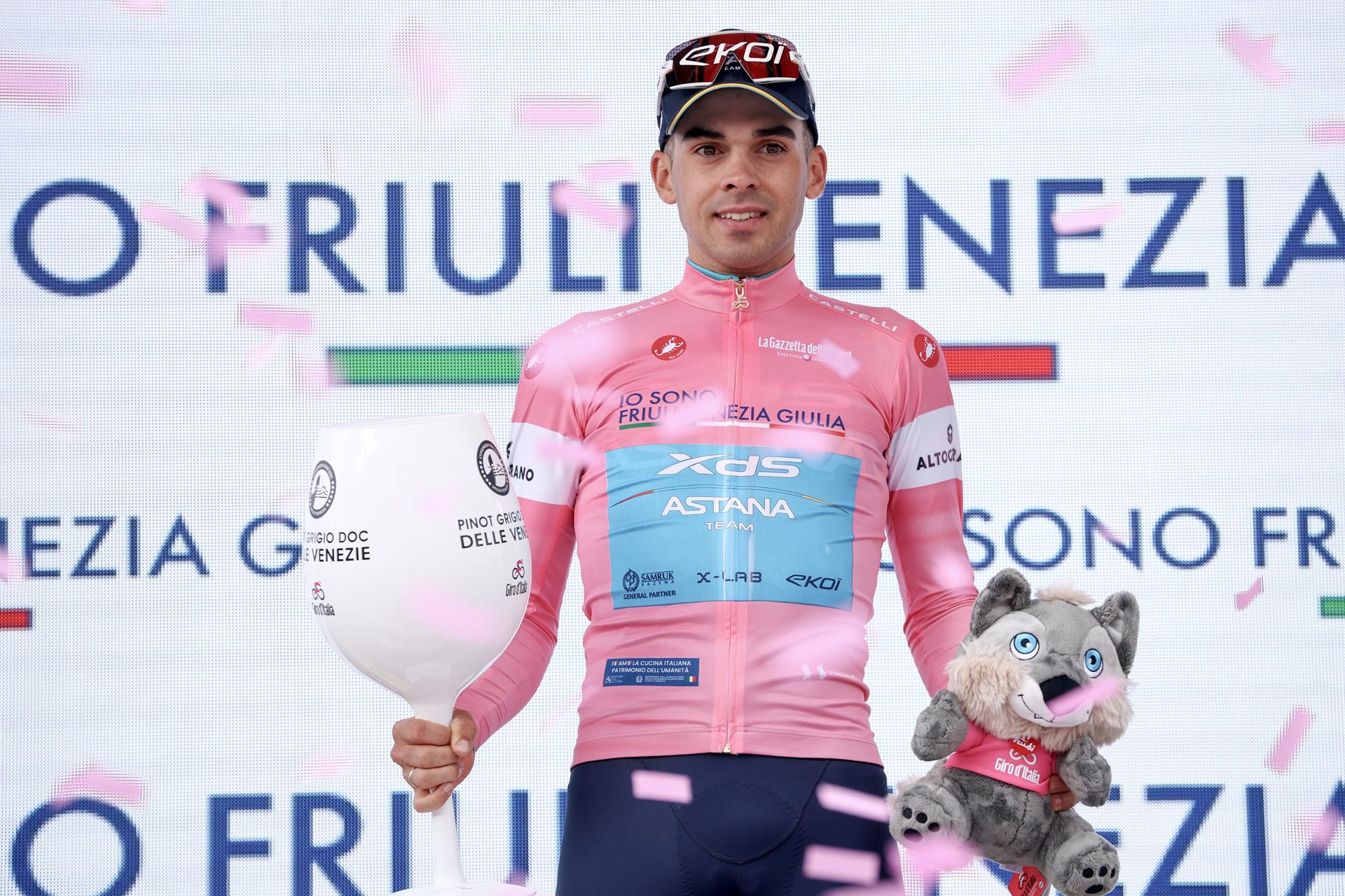 ¿Quién es Thomas Silva, el uruguayo que hace historia al liderar el Giro de Italia?